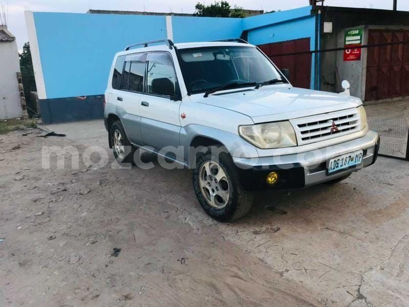 Big with watermark mitsubishi pajero io maputo maputo 19600