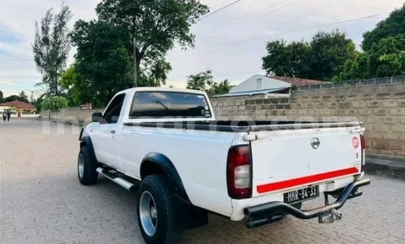 Nunua Ilio tumika Nissan Hardbody Nyeupe Gari ndani ya Maputo nchini Maputo Nunua Ilio tumika Nissan Hardbody Nyeupe Gari ndani ya Maputo nchini Maputo