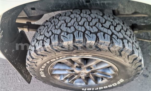 Comprar Usado Toyota Hilux Branco Carro em Maputo em Maputo Comprar Usado Toyota Hilux Branco Carro em Maputo em Maputo