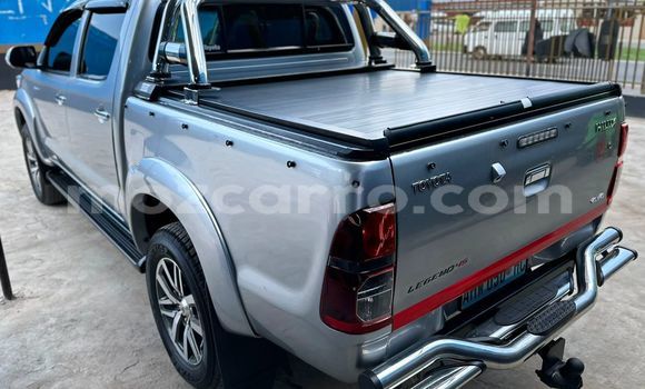 Buy New Toyota Hilux Silver Car in Maputo in Maputo Buy New Toyota Hilux Silver Car in Maputo in Maputo
