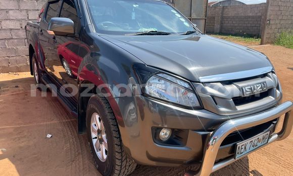 Buy Used Isuzu D-MAX Brown Car in Maputo in Maputo Buy Used Isuzu D-MAX Brown Car in Maputo in Maputo