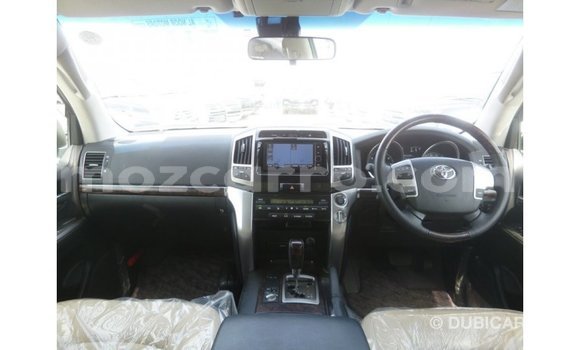 Tenga Imported Toyota Land Cruiser Zvimwe Mota in Import - Dubai in Cabo Delgado Tenga Imported Toyota Land Cruiser Zvimwe Mota in Import - Dubai in Cabo Delgado
