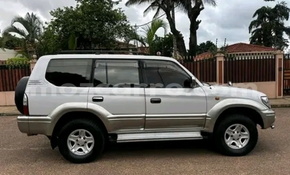 Nunua Ilio tumika Toyota Land Cruiser Prado Nyingine Gari ndani ya Maputo nchini Maputo