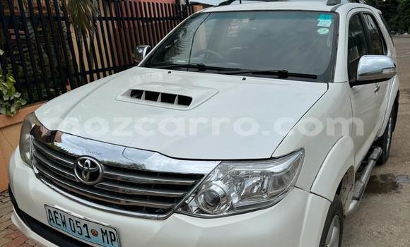 Buy Used Toyota Fortuner White Car in Maputo in Maputo Buy Used Toyota Fortuner White Car in Maputo in Maputo