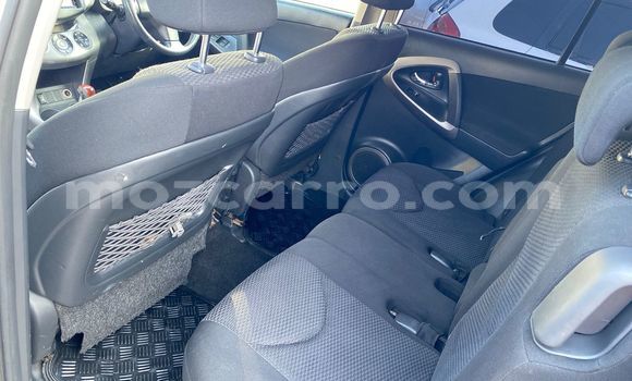 Buy Used Toyota RAV4 White Car in Maputo in Maputo Buy Used Toyota RAV4 White Car in Maputo in Maputo