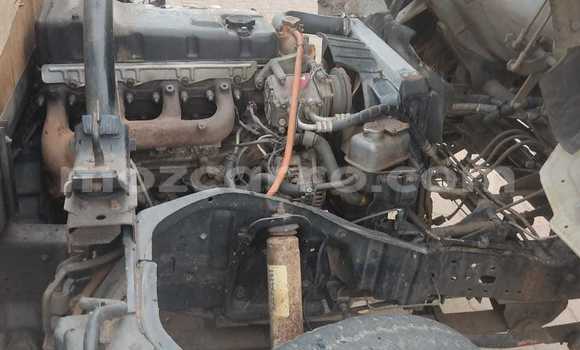 Comprar Usado Mitsubishi Canter Branco Caminhão em Maputo em Maputo
