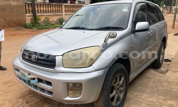 Tenga Tsaru Toyota RAV4 Zvimwe Mota in Maputo in Maputo Tenga Tsaru Toyota RAV4 Zvimwe Mota in Maputo in Maputo