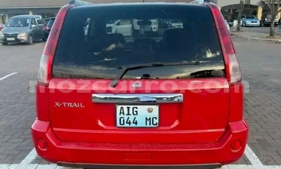 Tenga Tsaru Nissan X-Trail Tsvuku Mota in Maputo in Maputo Tenga Tsaru Nissan X-Trail Tsvuku Mota in Maputo in Maputo