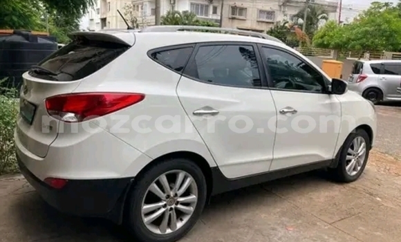 Tenga Tsaru Hyundai ix35 Chena Mota in Maputo in Maputo