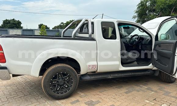 Buy Used Toyota Hilux White Car in Maputo in Maputo Buy Used Toyota Hilux White Car in Maputo in Maputo