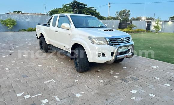 Buy Used Toyota Hilux White Car in Maputo in Maputo Buy Used Toyota Hilux White Car in Maputo in Maputo