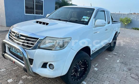 Buy Used Toyota Hilux White Car in Maputo in Maputo Buy Used Toyota Hilux White Car in Maputo in Maputo