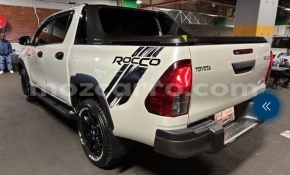 Buy New Toyota Hiluxe Revo White Car in Maputo in Maputo Buy New Toyota Hiluxe Revo White Car in Maputo in Maputo