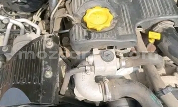 Buy Used Land Rover Defender White Car in Maputo in Maputo Buy Used Land Rover Defender White Car in Maputo in Maputo