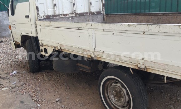 Tenga Tsaru Toyota Hiace Chena Mota in Maputo in Maputo Tenga Tsaru Toyota Hiace Chena Mota in Maputo in Maputo