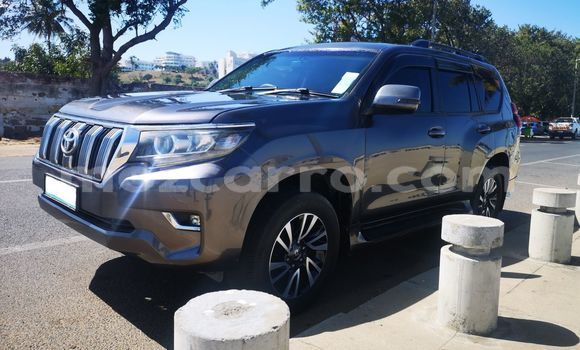 Buy Used Toyota Prado Silver Car in Maputo in Maputo Buy Used Toyota Prado Silver Car in Maputo in Maputo