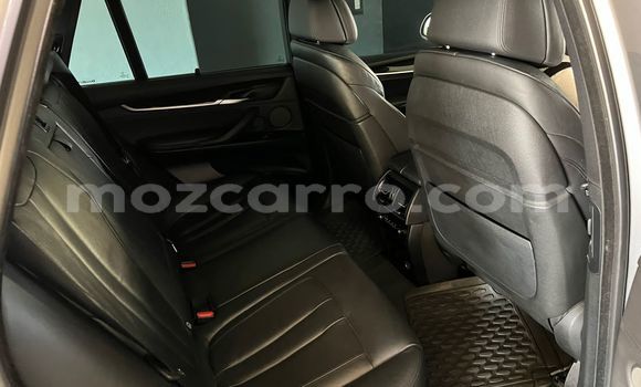 Comprar Usado BMW X5 M Prata Carro em Moçambique em Nampula Comprar Usado BMW X5 M Prata Carro em Moçambique em Nampula