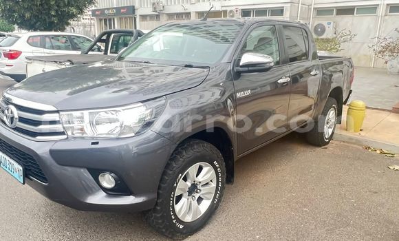 Nunua Mpya Toyota Hilux Fedha Gari ndani ya Maputo nchini Maputo Nunua Mpya Toyota Hilux Fedha Gari ndani ya Maputo nchini Maputo