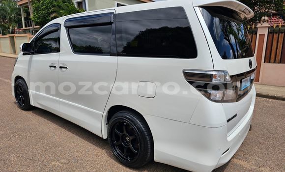Buy Used Toyota Vellfire White Car in Maputo in Maputo Buy Used Toyota Vellfire White Car in Maputo in Maputo
