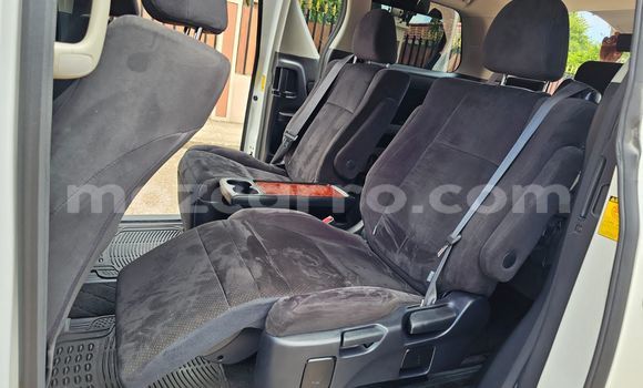 Buy Used Toyota Vellfire White Car in Maputo in Maputo Buy Used Toyota Vellfire White Car in Maputo in Maputo