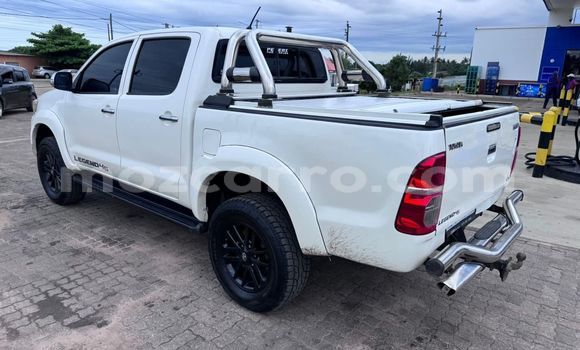 Buy Used Toyota Hilux White Car in Maputo in Maputo Buy Used Toyota Hilux White Car in Maputo in Maputo
