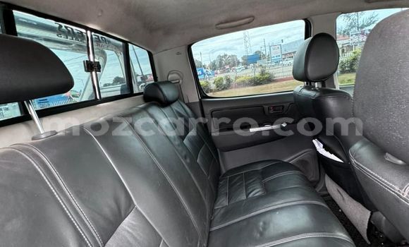 Buy Used Toyota Hilux White Car in Maputo in Maputo Buy Used Toyota Hilux White Car in Maputo in Maputo