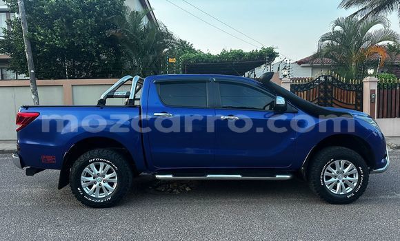 Nunua Ilio tumika Mazda BT-50 Bluu Gari ndani ya Maputo nchini Maputo Nunua Ilio tumika Mazda BT-50 Bluu Gari ndani ya Maputo nchini Maputo