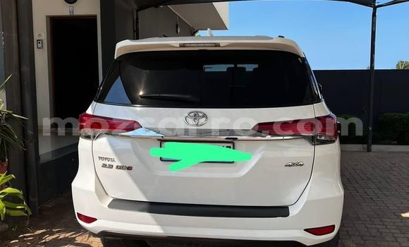 Buy Used Toyota Fortuner White Car in Maputo in Maputo Buy Used Toyota Fortuner White Car in Maputo in Maputo