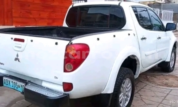Nunua Ilio tumika Mitsubishi Triton Nyeupe Gari ndani ya Maputo nchini Maputo Nunua Ilio tumika Mitsubishi Triton Nyeupe Gari ndani ya Maputo nchini Maputo
