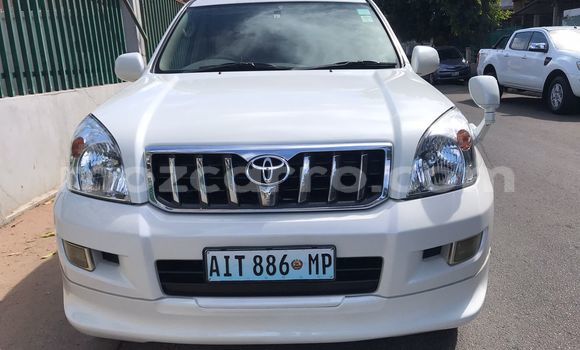 Buy Used Toyota Prado White Car in Maputo in Maputo Buy Used Toyota Prado White Car in Maputo in Maputo