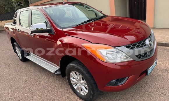 Nunua Ilio tumika Mazda BT-50 Nyekundu Gari ndani ya Maputo nchini Maputo Nunua Ilio tumika Mazda BT-50 Nyekundu Gari ndani ya Maputo nchini Maputo
