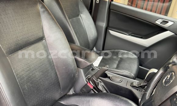Nunua Ilio tumika Mazda BT-50 Nyekundu Gari ndani ya Maputo nchini Maputo Nunua Ilio tumika Mazda BT-50 Nyekundu Gari ndani ya Maputo nchini Maputo