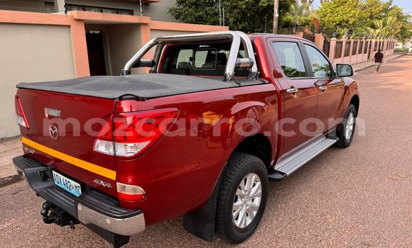 Nunua Ilio tumika Mazda BT-50 Nyekundu Gari ndani ya Maputo nchini Maputo Nunua Ilio tumika Mazda BT-50 Nyekundu Gari ndani ya Maputo nchini Maputo