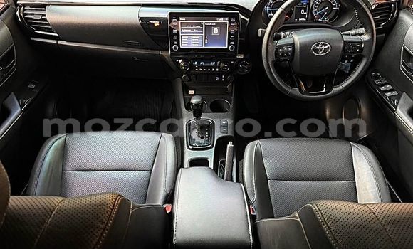 Buy Used Toyota Hilux White Car in Maputo in Maputo Buy Used Toyota Hilux White Car in Maputo in Maputo