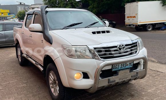 Buy Used Toyota Hilux White Car in Maputo in Maputo Buy Used Toyota Hilux White Car in Maputo in Maputo