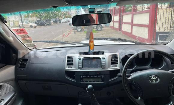 Buy Used Toyota Hilux White Car in Maputo in Maputo Buy Used Toyota Hilux White Car in Maputo in Maputo
