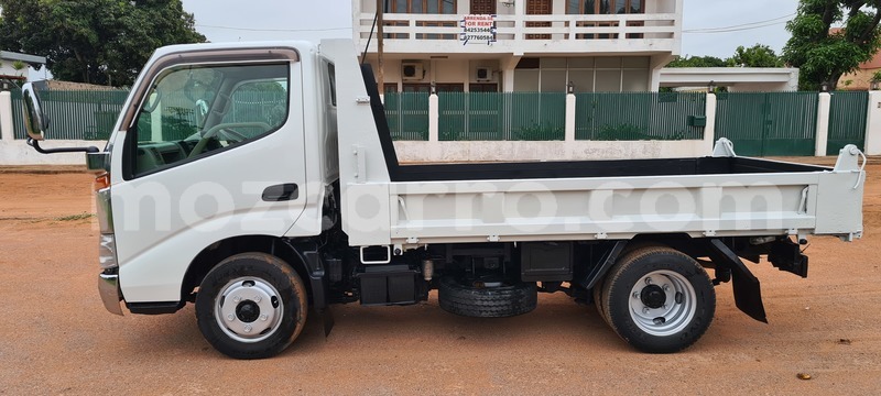 Big with watermark toyota dyna maputo maputo 19825