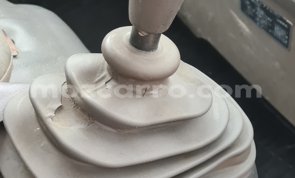 Comprar Usado Toyota Dyna Branco Caminhão em Maputo em Maputo Comprar Usado Toyota Dyna Branco Caminhão em Maputo em Maputo