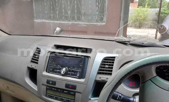 Comprar Usado Toyota Fortuner Branco Carro em Maputo em Maputo Comprar Usado Toyota Fortuner Branco Carro em Maputo em Maputo