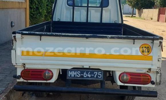 Nunua Ilio tumika Hyundai H1 Nyeupe Gari ndani ya Maputo nchini Maputo Nunua Ilio tumika Hyundai H1 Nyeupe Gari ndani ya Maputo nchini Maputo