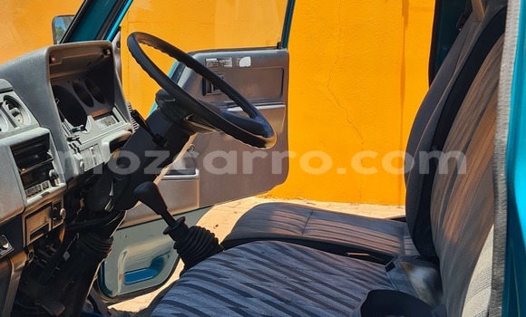 Comprar Usado Toyota Dyna Verde Caminhão em Maputo em Maputo Comprar Usado Toyota Dyna Verde Caminhão em Maputo em Maputo