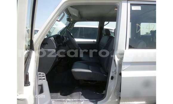 Buy Import Toyota Land Cruiser White Car in Import - Dubai in Cabo Delgado Buy Import Toyota Land Cruiser White Car in Import - Dubai in Cabo Delgado