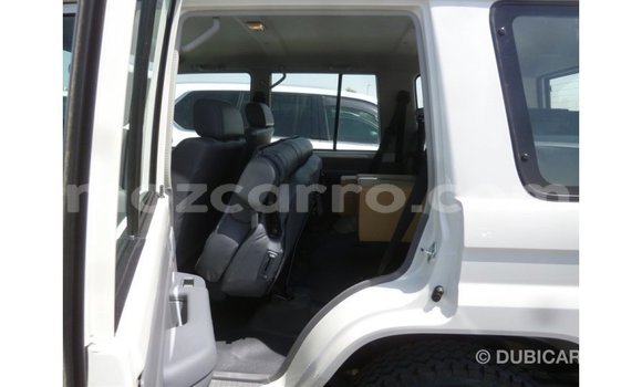 Buy Import Toyota Land Cruiser White Car in Import - Dubai in Cabo Delgado Buy Import Toyota Land Cruiser White Car in Import - Dubai in Cabo Delgado