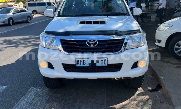 Tenga Tsaru Toyota Hilux Zvimwe Mota in Maputo in Maputo Tenga Tsaru Toyota Hilux Zvimwe Mota in Maputo in Maputo
