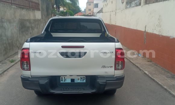 Nunua Ilio tumika Toyota Hiluxe Revo Nyeupe Gari ndani ya Maputo nchini Maputo Nunua Ilio tumika Toyota Hiluxe Revo Nyeupe Gari ndani ya Maputo nchini Maputo