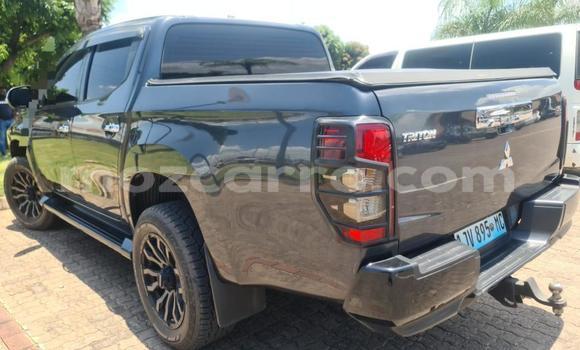 Tenga Tsaru Mitsubishi Triton Zvimwe Mota in Maputo in Maputo Tenga Tsaru Mitsubishi Triton Zvimwe Mota in Maputo in Maputo