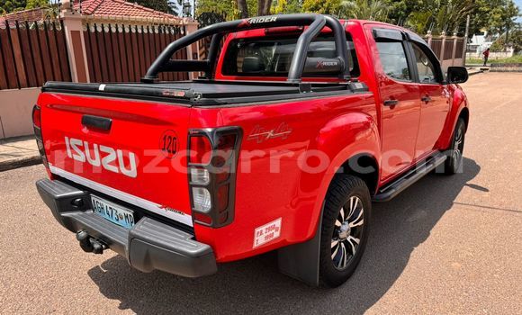 Comprar Usado Isuzu D-MAX Vermelho Carro em Maputo em Maputo Comprar Usado Isuzu D-MAX Vermelho Carro em Maputo em Maputo
