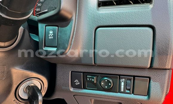 Comprar Usado Isuzu D-MAX Vermelho Carro em Maputo em Maputo Comprar Usado Isuzu D-MAX Vermelho Carro em Maputo em Maputo