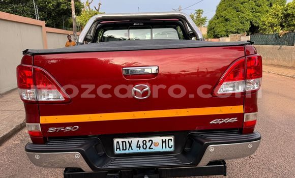 Tenga Tsaru Mazda BT-50 Tsvuku Mota in Maputo in Maputo Tenga Tsaru Mazda BT-50 Tsvuku Mota in Maputo in Maputo