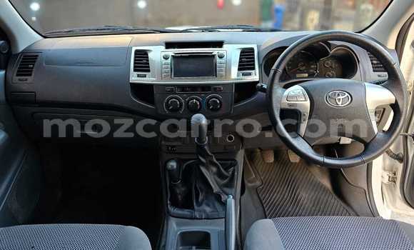 Buy Used Toyota Hilux White Car in Maputo in Maputo Buy Used Toyota Hilux White Car in Maputo in Maputo